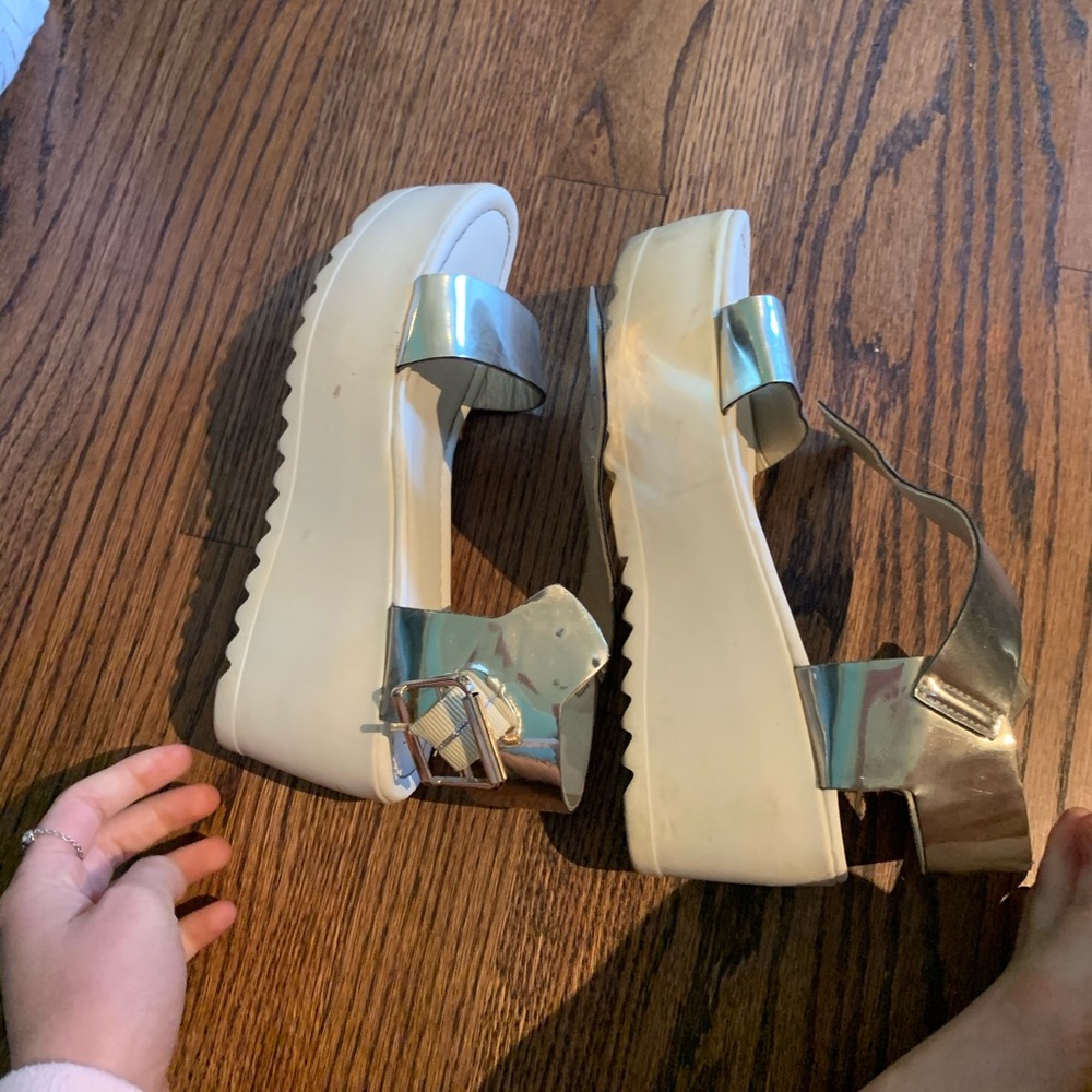 Mossimo Wedges 7 - Picture 2 of 4